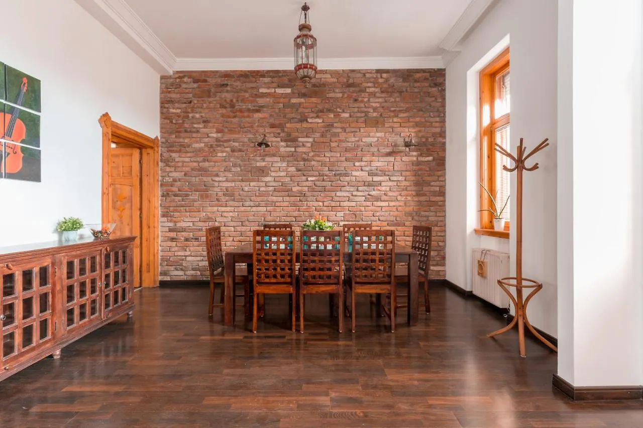 Supercentral Spacious Apartment Boedapest Hongarije